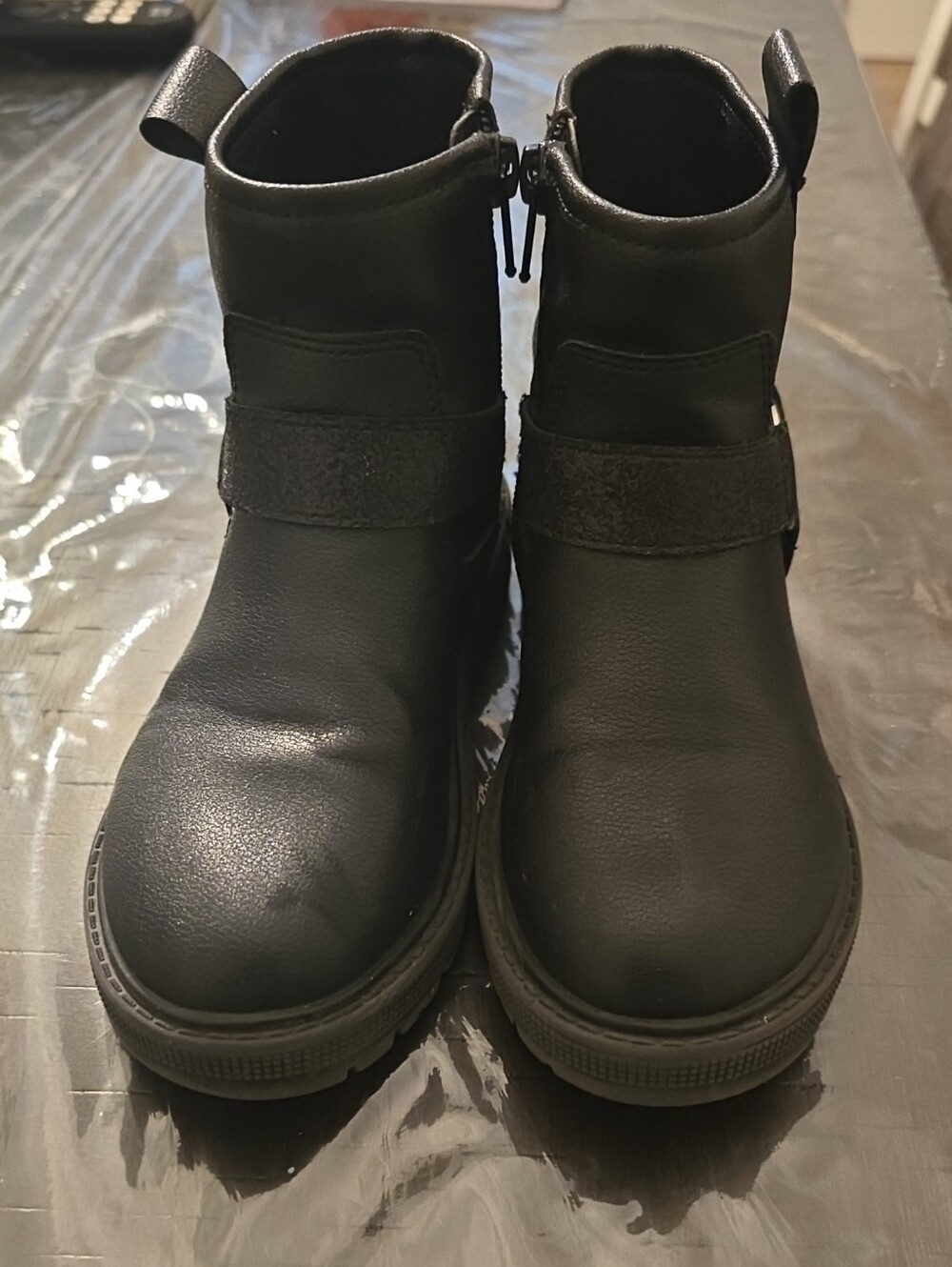wonder nation Black Kids Ankle Boots with Hook-and-Zip